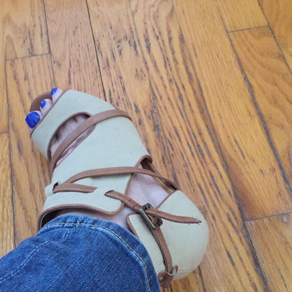 Daniblack Tarina Heels - Picture 3 of 8